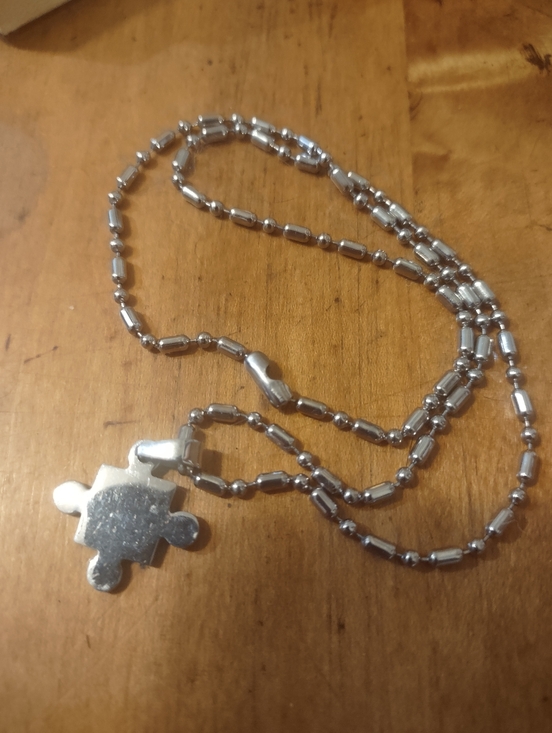 Jewelry - Silver Toned Puzzle Piece Pendant Necklace